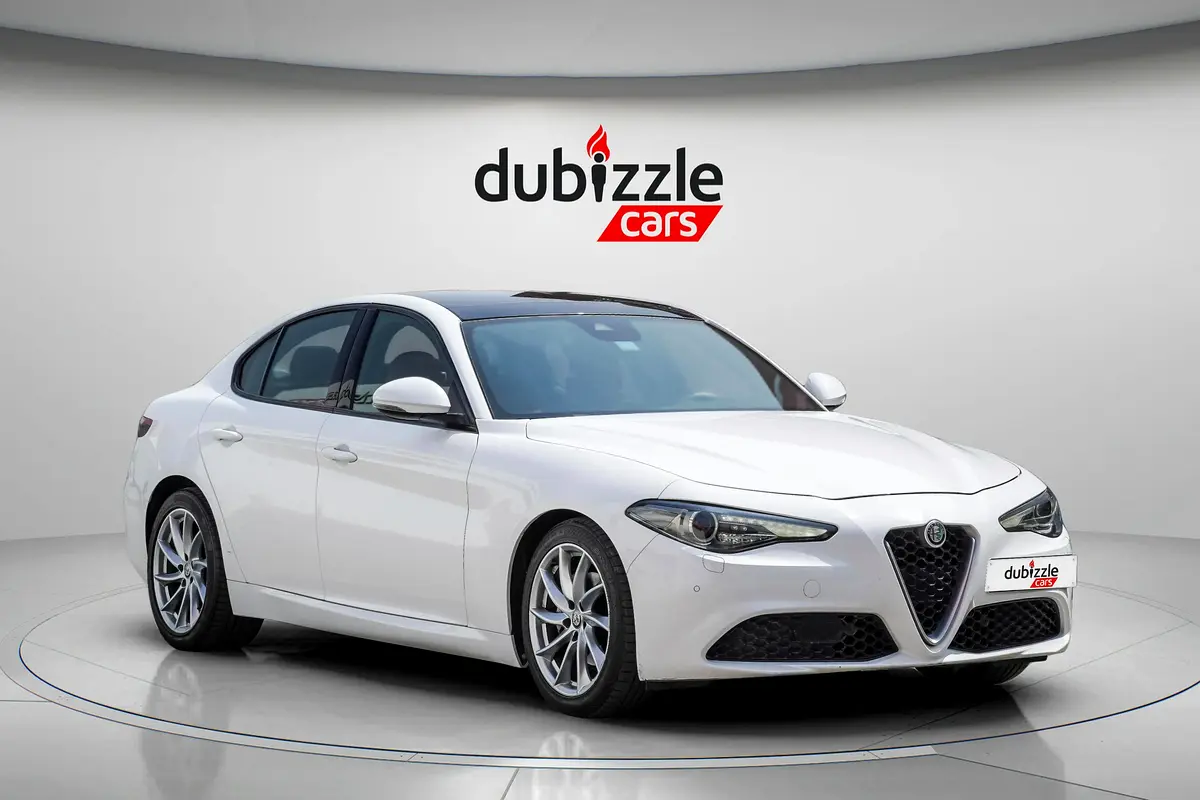 Alfa Romeo Giulia 2018 — photo 1 of 15
