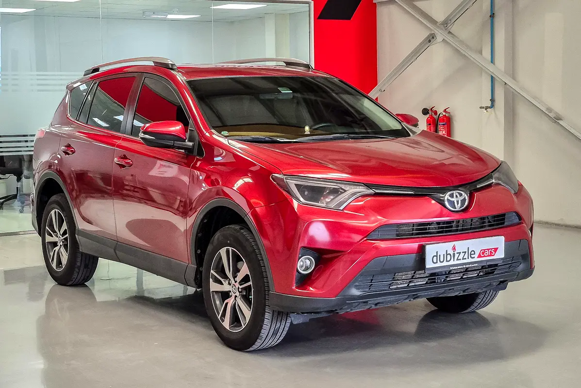 Toyota Rav 4 2018 — photo 1 of 14