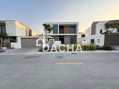 Drivers Room | Maid Room | Close to Amenities