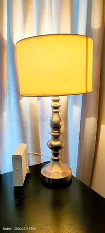 Table lamp