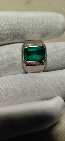 Silver Ring with Colombian Emerald and Diamond Gemstone