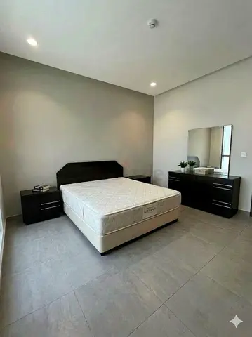Queen Size Bed Set