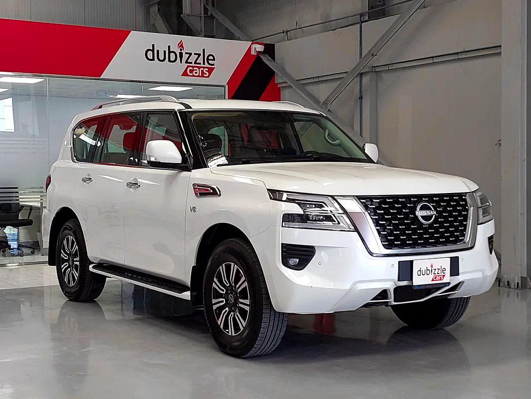 Nissan Patrol 2024 — photo 1 of 18