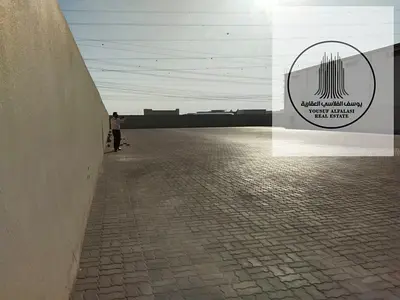 للايجار بالصناعية 18 عدد 2 حوطة الواحدة 20 الف قدم اجمالي مساحة 40,000 قدم السعر 880000