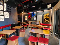 Premium Commercial Space | Restaurant/Café Move-In