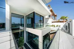 Coastal Living | Panoramic Skyline Views