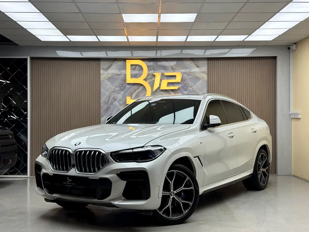 xDrive40i