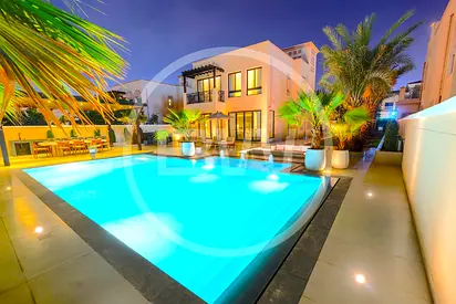 EXCLUSIVE 2 BEDROOM | FULL UPGRADED | MUST SEE