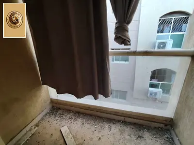 للإيجار بعجمان – غرفتين وصالة  📍 الموقع: الجرف 2 قريب من Ajman Court و**The National School Ajman** وقريب من جميع الخدمات.  🔹 تفاصيل الشقة: