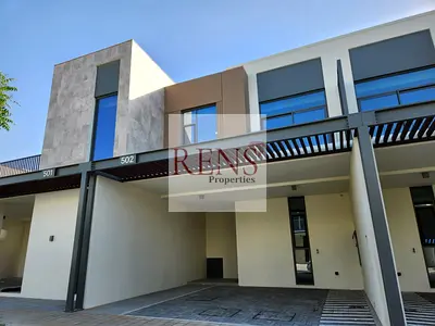 Spacious 3BR Townhouse | 2 Floors | NEGOTIABLE