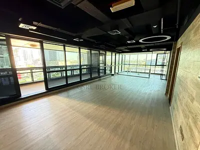 Luxurious A Graded Tower I Spacious office space I Close to metro at JLT