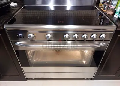 Premium Smeg 5 hubs electric ceramic cocker Freestanding