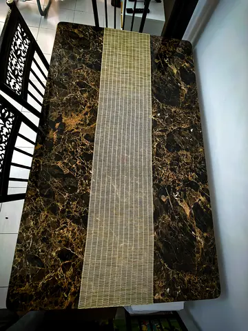 Dinning table 6 Chairs For Sale