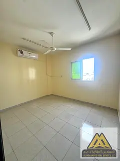 At an excellent price, suitable for everyone, with free maintenance from the owner. A very prime loc