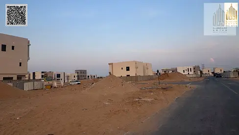 اغتنم الفرصه ارض مميزه للبيع سكني استثمارى 3014 قدم بجوار جامعه ام القيوين