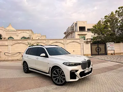 BMW X7 2020 M PACKAGE FULL SERVICE HISTORY FROM DELAR FULL OPTION GCC