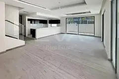 End Corner | Single Row | Vacant | Ready To Move