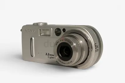 Sony Cyber-shot DSC-P7