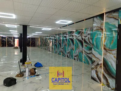 COMMERCIAL WAREHOUSE 8250 SQFT AVAILABLE IN *PRIME LOCATION* FOR RENT