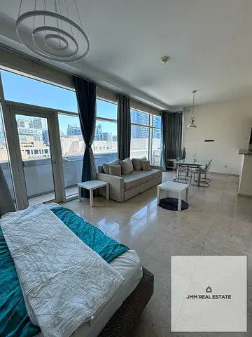 طابق مرتفع | مفروش بالكامل | تصميم واسع