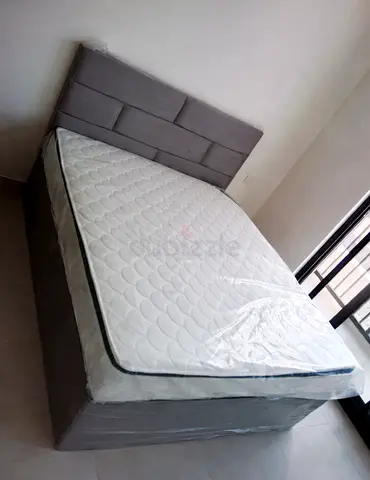Comfortable Brand New Queen Size Bed storage bed family bed double bed Queen bed mattress