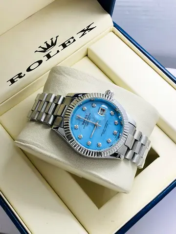 Rolex Submariner Date – Hulk Green Dial  Bezel