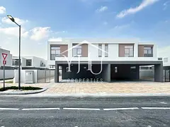Spacious 4BR Villa | Beach Access | Vacant