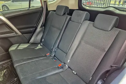 2018 Toyota RAV 4 — миниатюра 12
