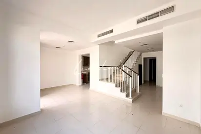 3 bed + Study + Maids | Vacant | Ready to Move in