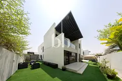 Upgraded | Single Row | Corner Villa