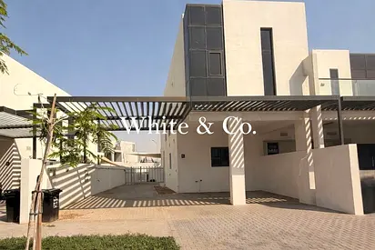Single Row | Ready to Move In | Spacious
