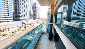 Spacious 2BR | Road View | 2 Balconies | Vacant on Transfer