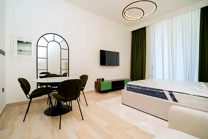 Fully Furnished | Pool View | Ready To View