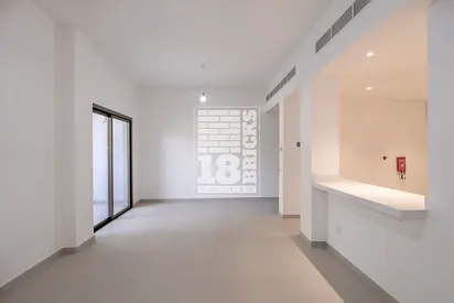 NEAR METRO | Amazing Amenities | Vacant - ready to move-in
