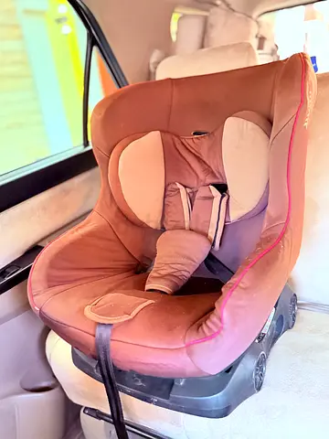 Used Infant Car Seat in Good Condition