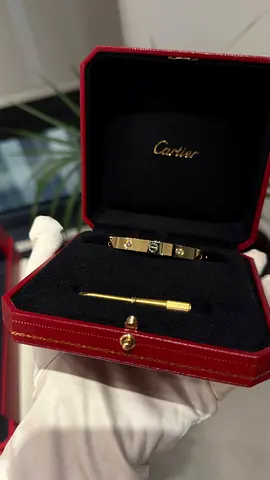 Cartier love bracelet classic model 4 diamonds
