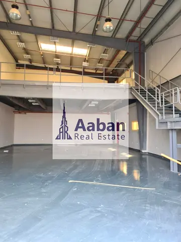Prime 3000 sqft Commercial Space in Sharjah – 4 Cheques, Office Available