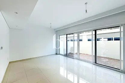 Brand New | Ready and Vacant | Big Plot | Corner