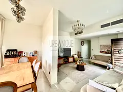 Extended Living Room | Fully Upgraded | Single Row