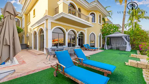 Furnished I 5BR Custom Built Villa I Pool