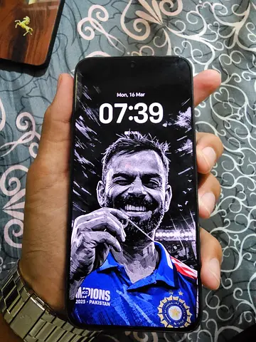 Smarphone with 100 safe and in excellent condition