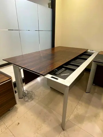 ابو ظبي _ شارع حمدان _ قلعة الحصن