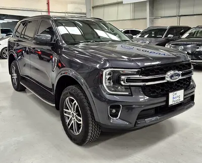Ford Everest XLT 2024