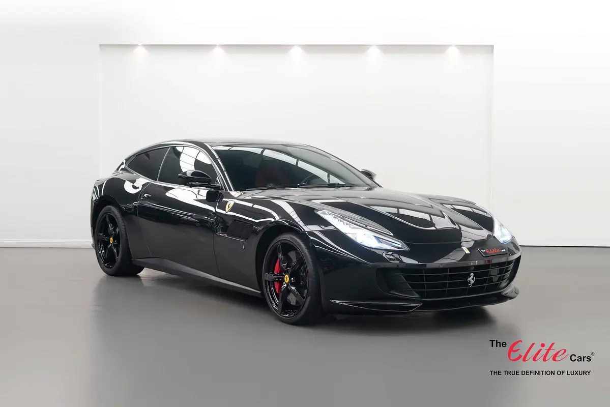 Ferrari GTC4 Lusso T 2020 — photo 1 of 17