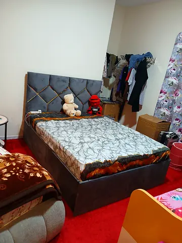Vip luxury bedspaces for girls