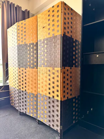 Bed space available for Indian men