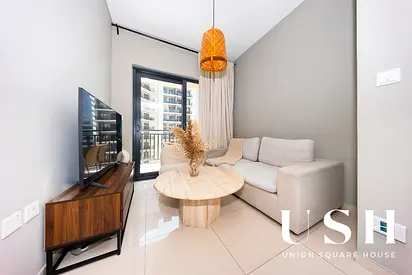 Fully Furnsihed | Ready to Move | Close to Metro