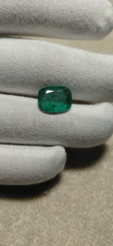 Natural Emerald Gemstone 4.30 carat
