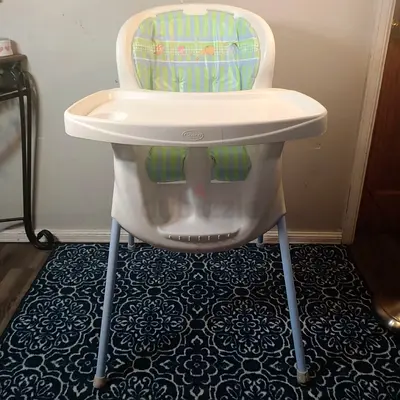 Cosco Winnie The Pooh Baby Highchair High Chair