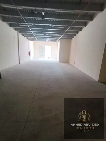 مستودع ميزانين بالجرف الصناعية 2 بالقرب من طريق الشيخ محمد بن زايد